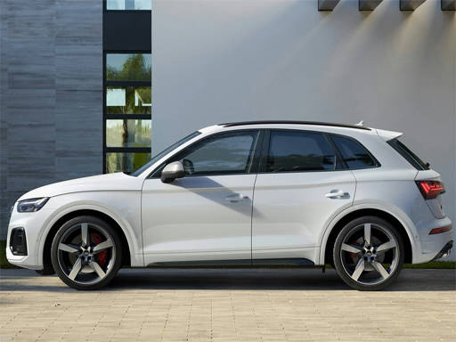 Play Audi SQ5 TDI Slide