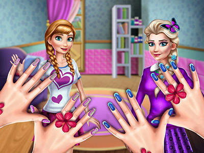 Play Princesses Nails Salon